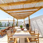 Petradia Agia Anna (Naxos)