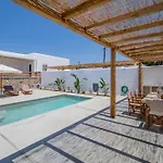 Petradia * Agia Anna (Naxos)